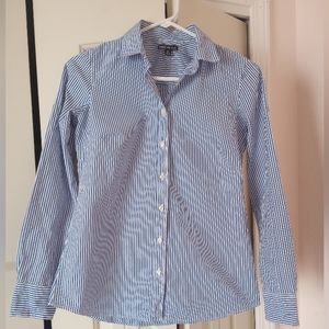 J. Crew Factory Button-up cotton poplin shirt in signature fit XS Blue & White
